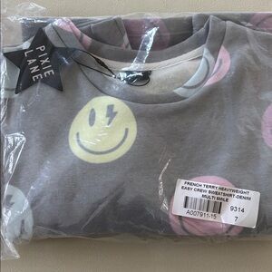 NWT Smiley Set - Gray with Pink and Yellow Accents